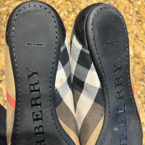 Burberry flats authentic size 39 - Picture 7 of 12